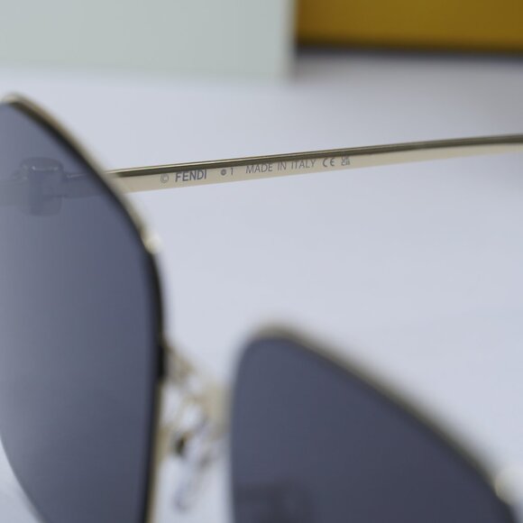 Fendi FE40123U 30A Square Sunglasses - Gold / Smoke main image 6